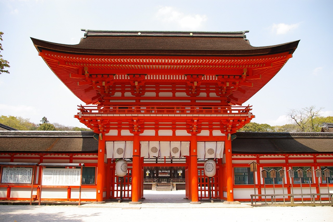 日本首相石破茂不参加靖国神社大祭，解读背后的政治意义与考量